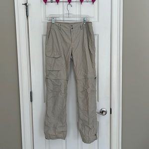 Columbia khaki hiking pants. Size 12. EUC